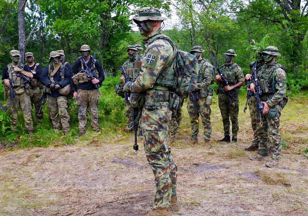2-107th Cavalry Regiment Soldiers train with Serbian Armed Forces members during combat readiness exercise
