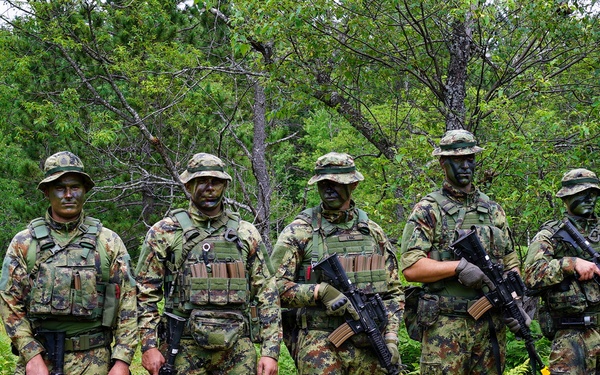 2-107th Cavalry Regiment Soldiers train with Serbian Armed Forces members during combat readiness exercise
