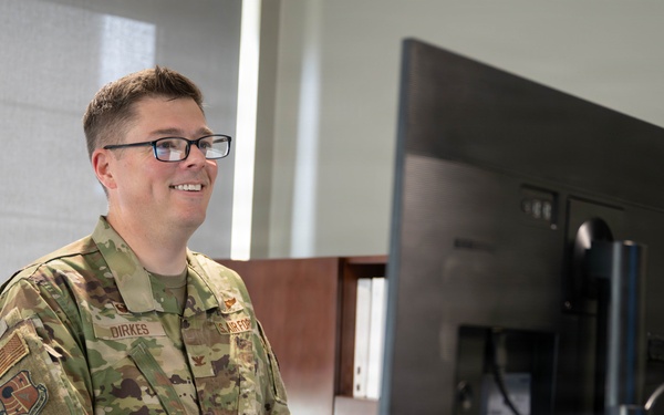Dirkes encourages Team AEDC to maintain forward-looking approach