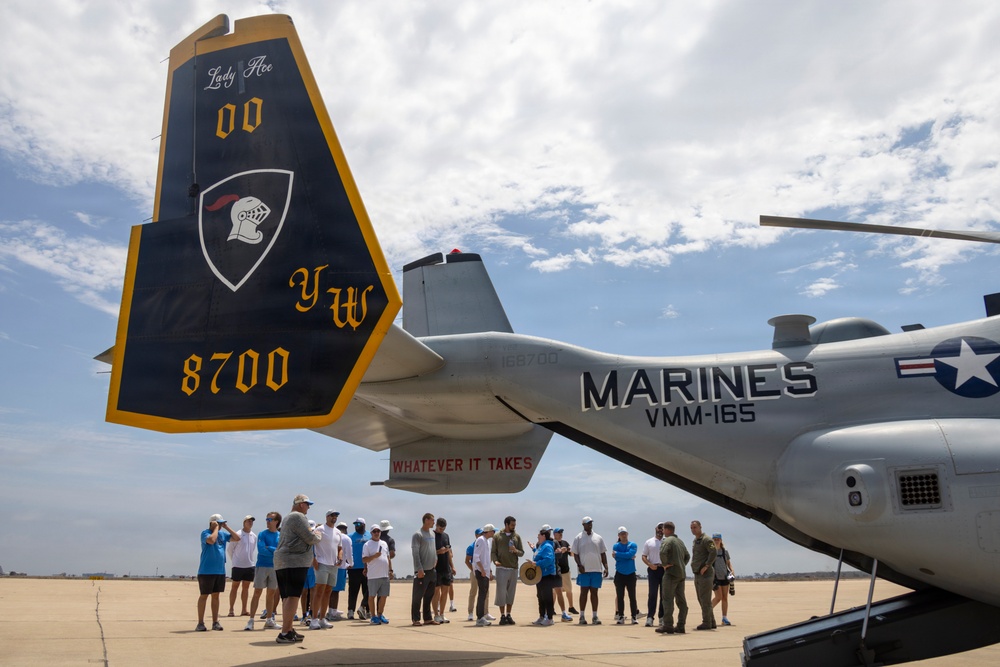 TOUCHDOWN!: LA Chargers visits MCAS Miramar