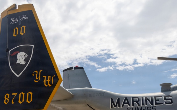 TOUCHDOWN!: LA Chargers visits MCAS Miramar