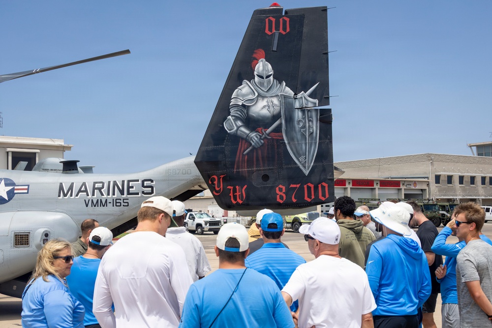 TOUCHDOWN!: LA Chargers visits MCAS Miramar