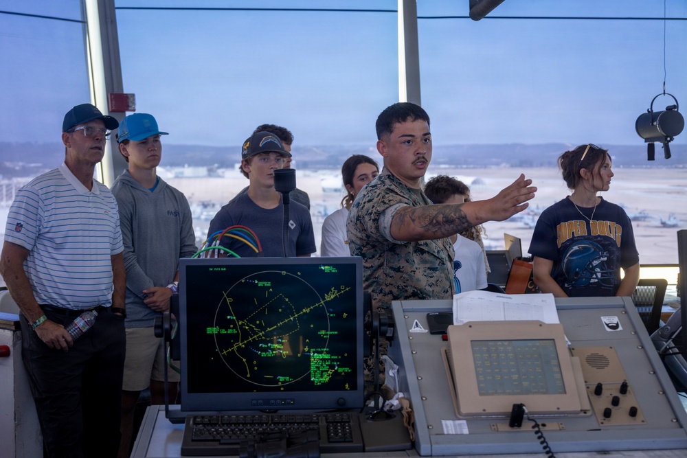 TOUCHDOWN!: LA Chargers visits MCAS Miramar