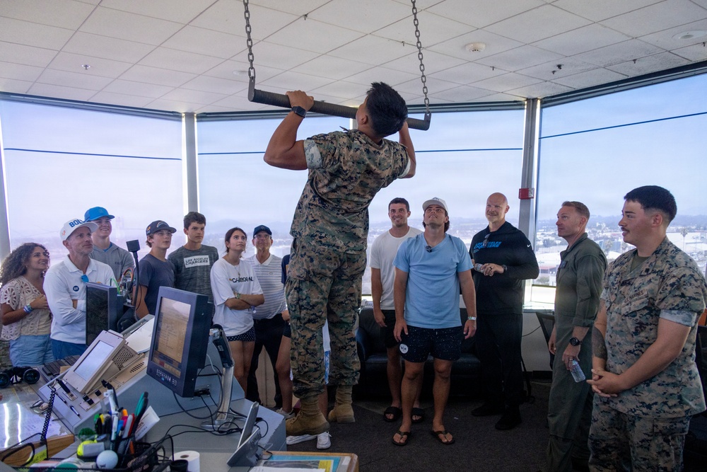 TOUCHDOWN!: LA Chargers visits MCAS Miramar
