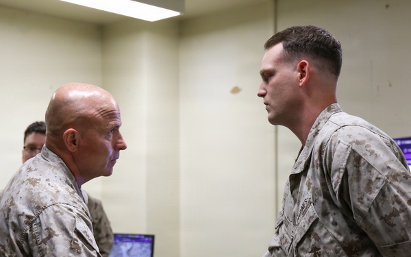 Maj. Gen. Sullivan meets with JTF-SB Marines