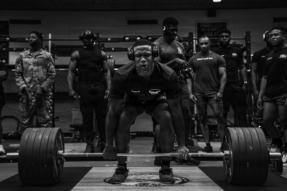 The Old Guard Honors Grit and Determination in the Legacy Week Powerlifting Competition