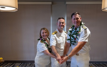 NAVSUP Fleet Logistics Center San Diego Holds Change of Command Ceremony