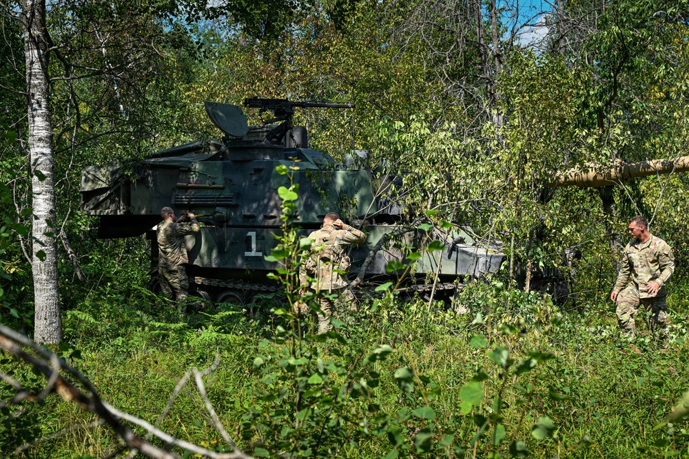 1-201 Field Artillery Performs Fire Missions at Northern Strike