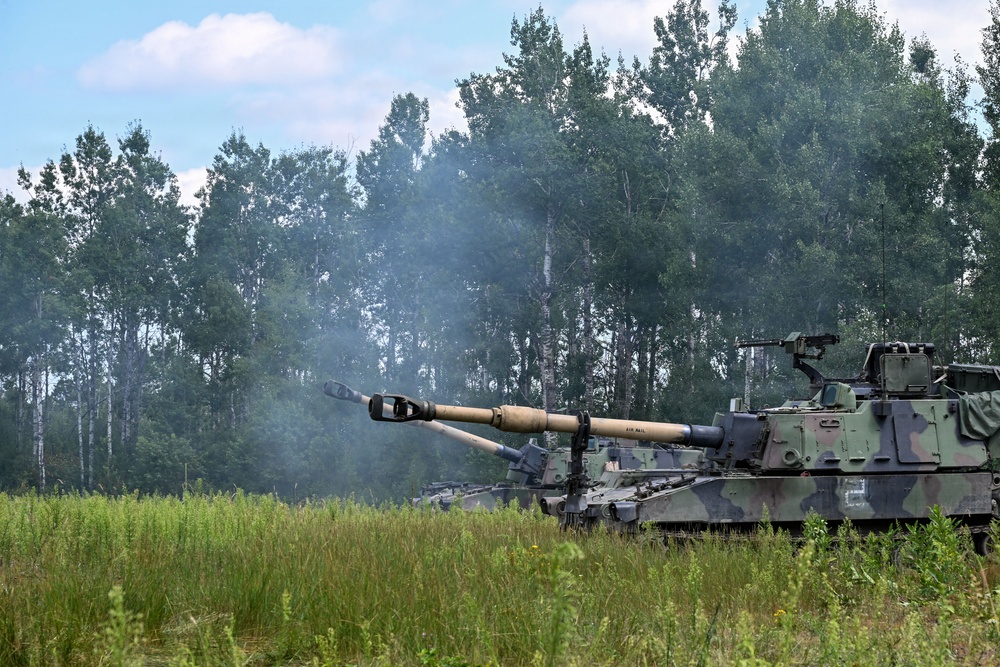 1-201 Field Artillery Performs Fire Missions at Northern Strike