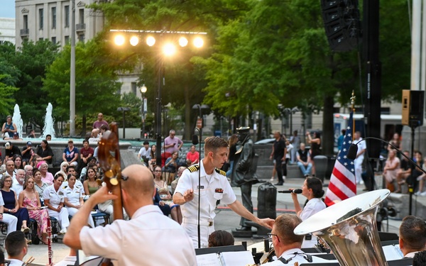 U.S. Navy Band Performs the 6th Annual Concert on the Avenue