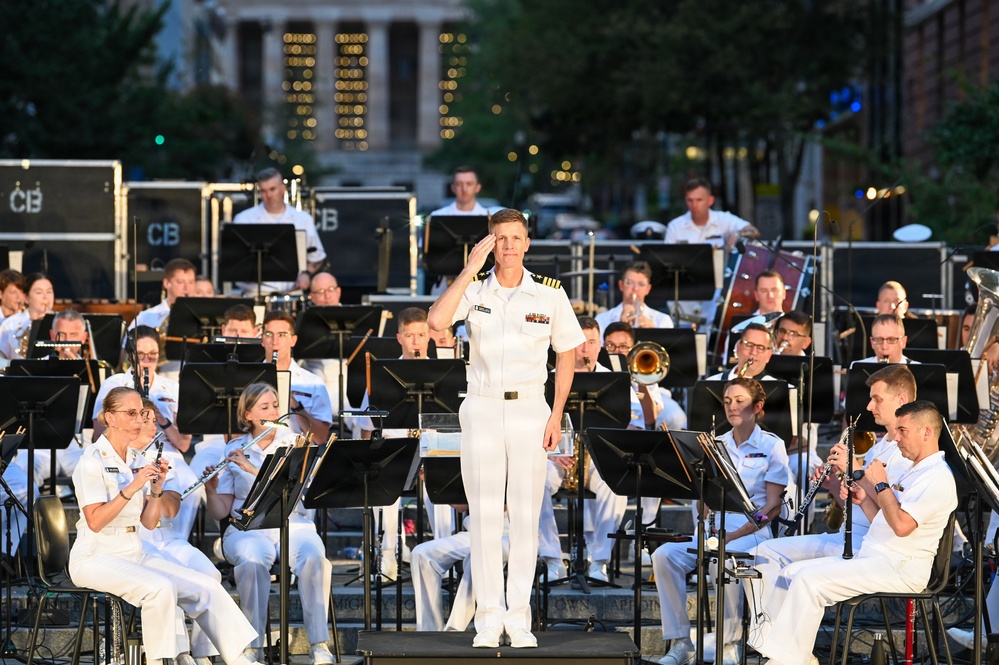 U.S. Navy Band Performs the 6th Annual Concert on the Avenue