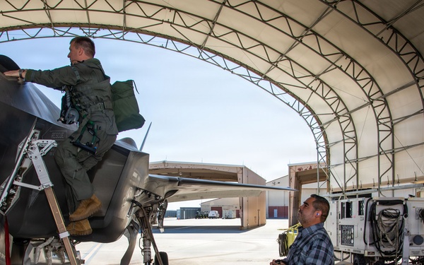 Edwards continues F-35 developmental testing for the warfighter