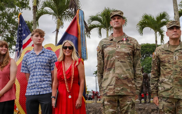 25th Infantry Division Honors Bartholomees Family During Farewell Awards Ceremony