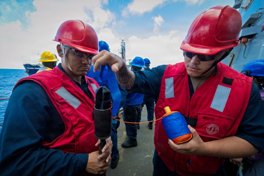 USS Benfold Conducts a Replenishment-at-Sea
