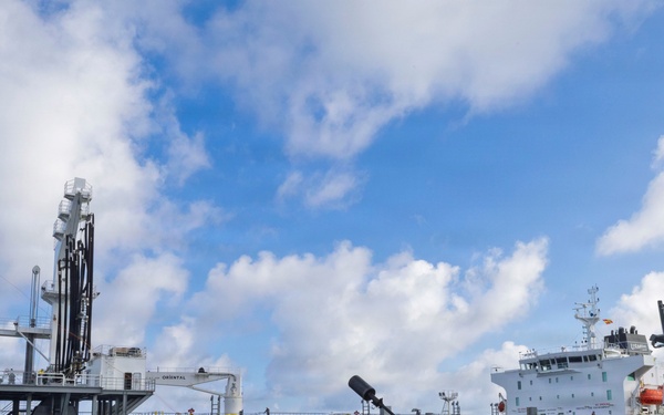USS Benfold Conducts a Replenishment-at-Sea
