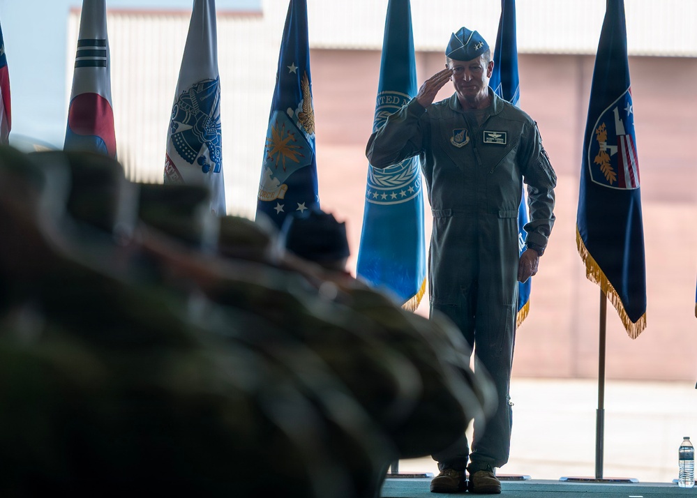 Seventh Air Force welcomes new commander