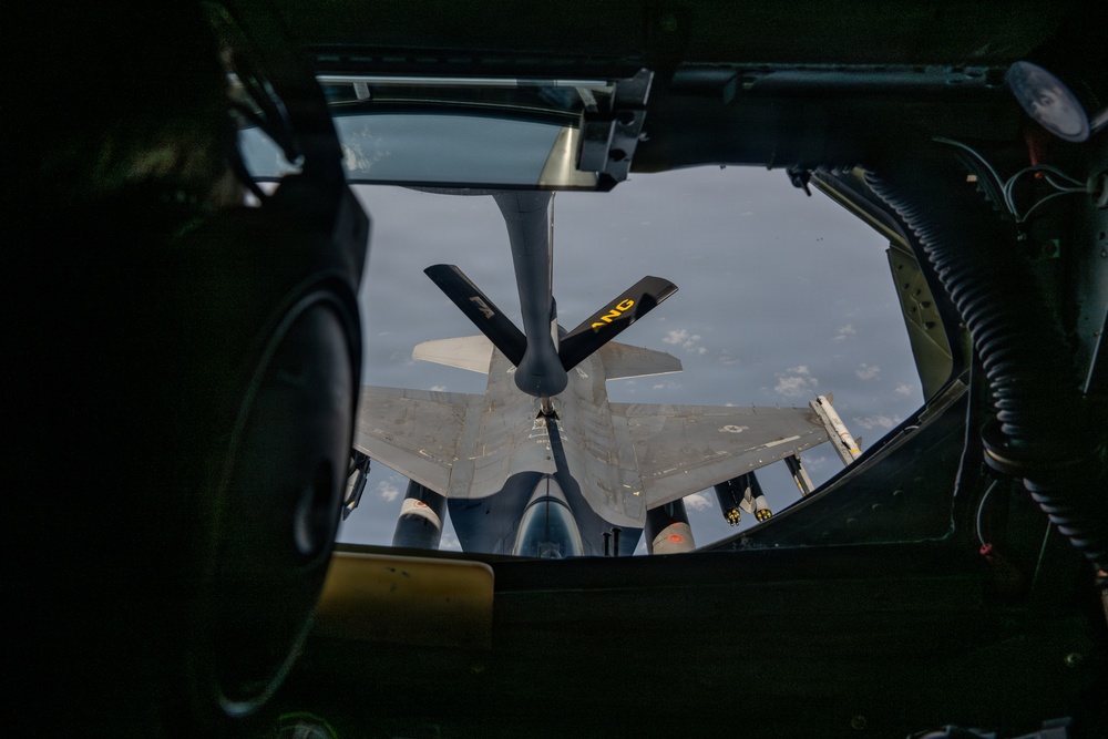 KC-135 refuels F16s for theater stability