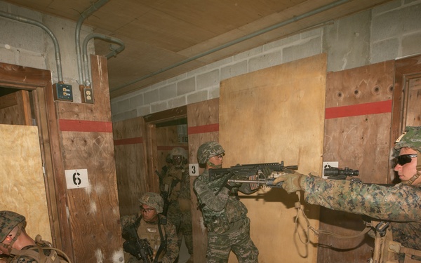 9th ESB Marines, Members of the ROK Marine Corps Conduct Bilateral Breaching