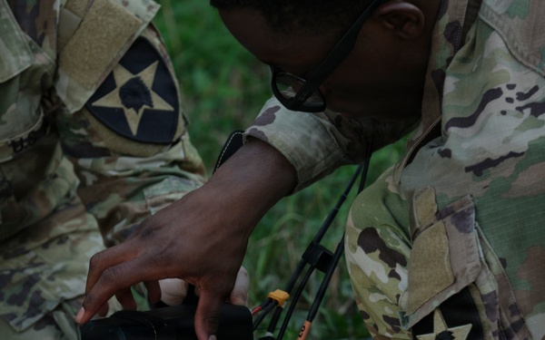 2ID/RUCD, Marines, strengthen lethality during FPV drone training