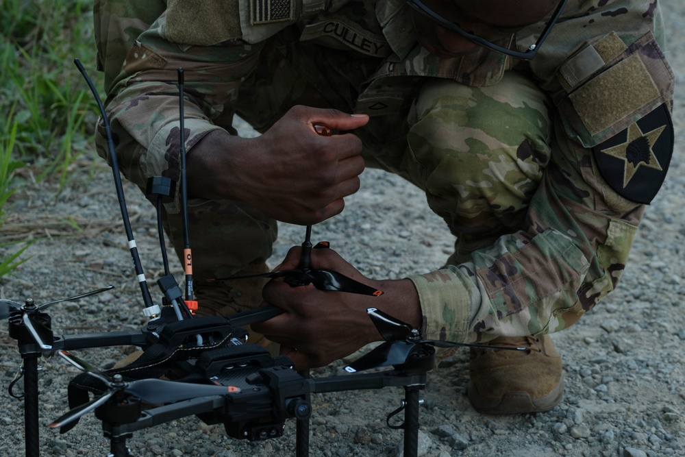 2ID/RUCD, Marines, strengthen lethality during FPV drone training