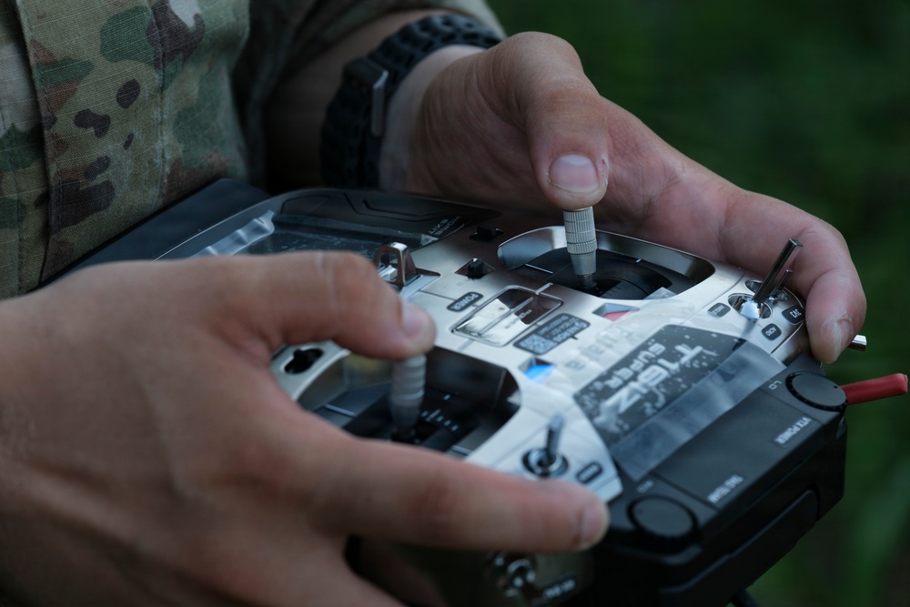 2ID/RUCD, Marines, strengthen lethality during FPV drone training
