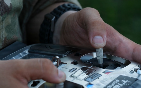 2ID/RUCD, Marines, strengthen lethality during FPV drone training