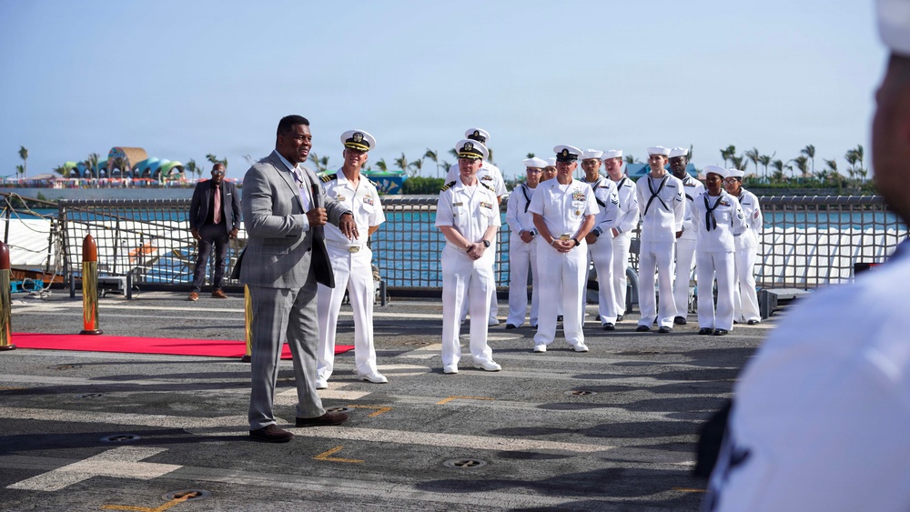Ambassador Herschel Walker, U.S. Ambassador to the Commonwealth of The Bahamas, Visits USS Cooperstown in Nassau, Bahamas.