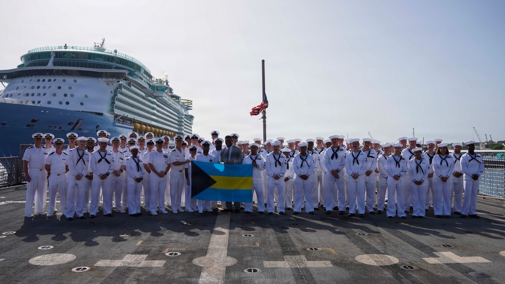 Ambassador Herschel Walker, U.S. Ambassador to the Commonwealth of The Bahamas, Visits USS Cooperstown in Nassau, Bahamas.