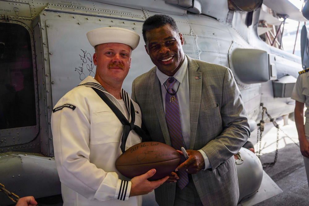 Ambassador Herschel Walker, U.S. Ambassador to the Commonwealth of The Bahamas, Visits USS Cooperstown in Nassau, Bahamas.