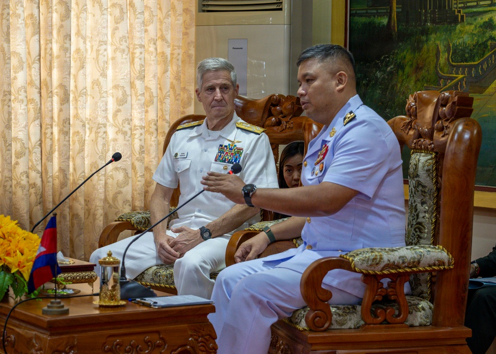 Commander, U.S. Pacific Fleet, Meets With Commander of the Royal Cambodian Navy in Phnom Penh