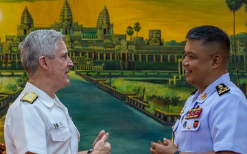 Commander, U.S. Pacific Fleet, Meets With Commander of the Royal Cambodian Navy in Phnom Penh