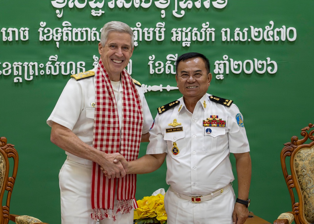 Commander, U.S. Pacific Fleet, Visits Ream Naval Base in Cambodia