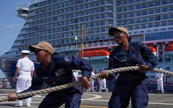 USS Cooperstown Gets Underway from Nassau, Bahamas.