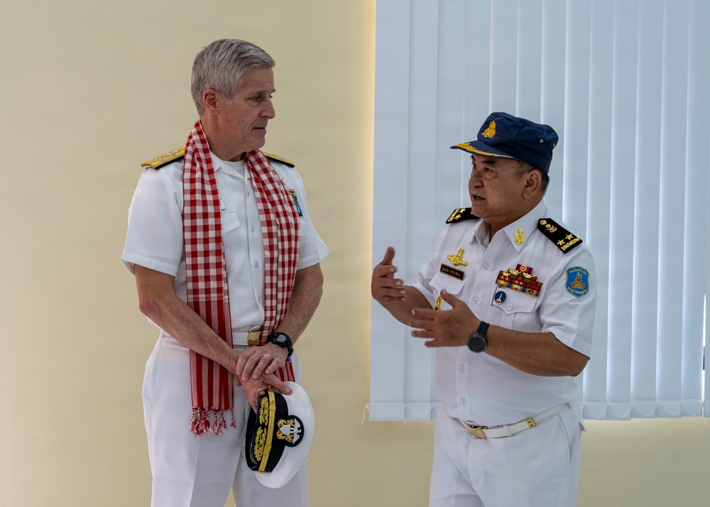 Commander, U.S. Pacific Fleet, Visits Ream Naval Base in Cambodia