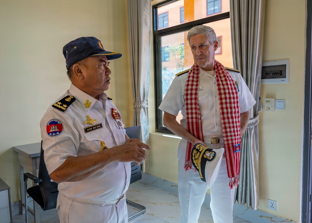 Commander, U.S. Pacific Fleet, Visits Ream Naval Base in Cambodia
