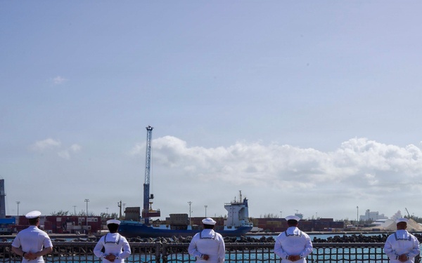 USS Cooperstown Gets Underway from Nassau, Bahamas.