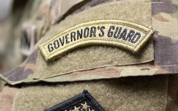 Soldiers receive Governor's Guard tab in ceremony