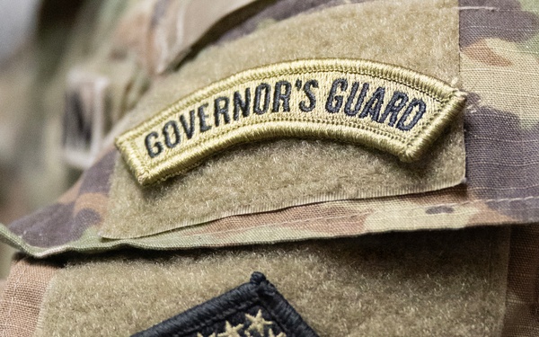 Soldiers receive Governor's Guard tab in ceremony