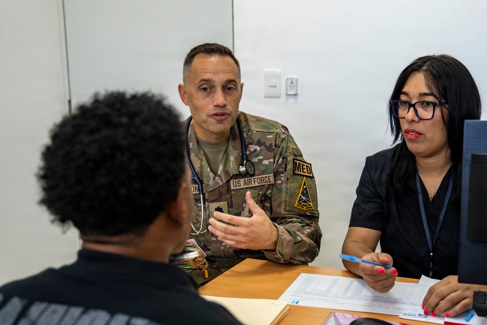 Side-by-side: Amistad 2026 turns collaboration into readiness