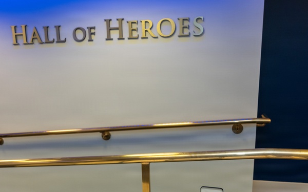 VCJCS Presents Purple Heart to Operation Iraqi Freedom Vets