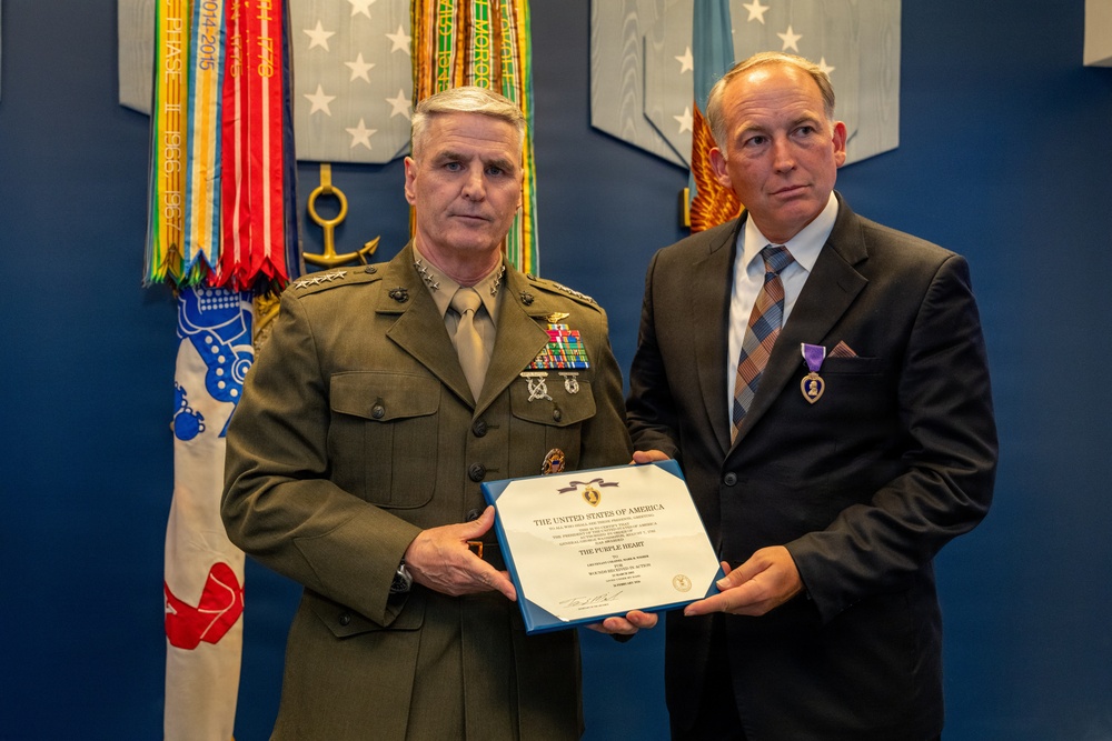 VCJCS Presents Purple Heart to Operation Iraqi Freedom Vets
