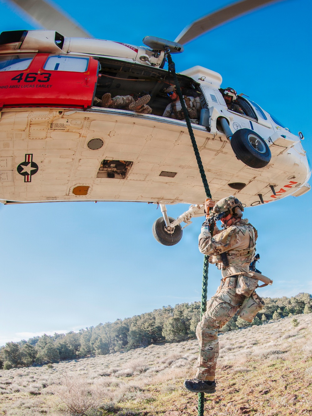EOD Technicians Conduct Mountain Terrain Drills