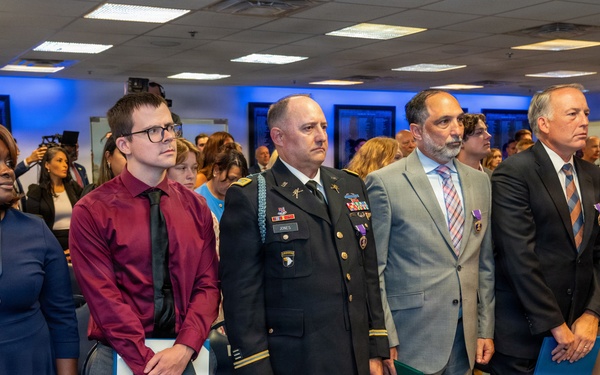 VCJCS Presents Purple Heart to Operation Iraqi Freedom Vets