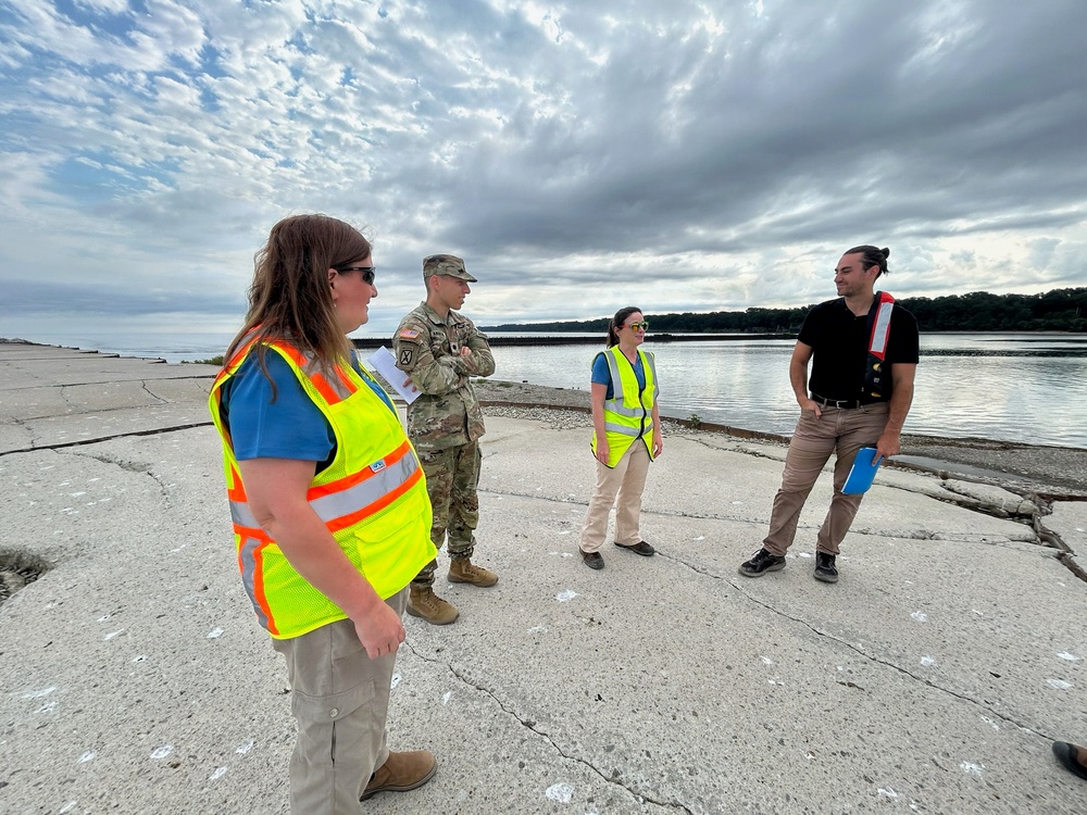 Buffalo District Commander Meets with Coast Guard, Visits Harbor Projects