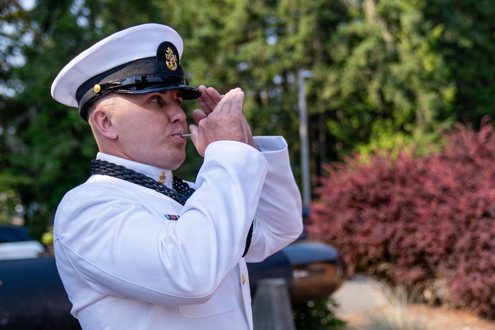 Trident Refit Facility-Bangor conducts change of command ceremony