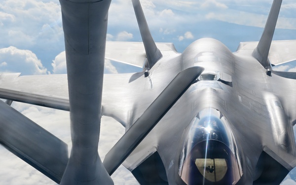 Joint Force Demonstrates Integrated Air, Land Capabilities for Arctic Homeland Defense