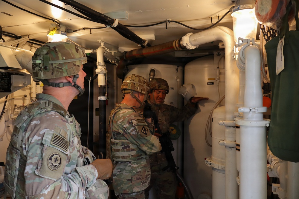 Maj. Gen. Matthew S. Warne Visits Soldiers