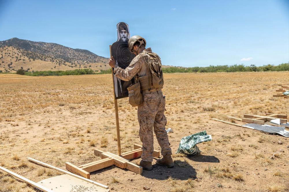 1st MLG Marines complete Annual Rifle Qualification range while deployed on the southern border