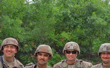 Maj. Gen. Matthew S. Warne Visits Soldiers