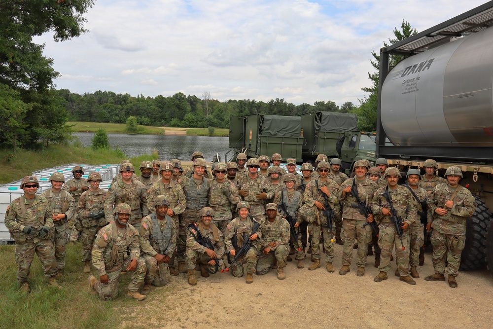 Maj. Gen. Matthew S. Warne Visits Soldiers